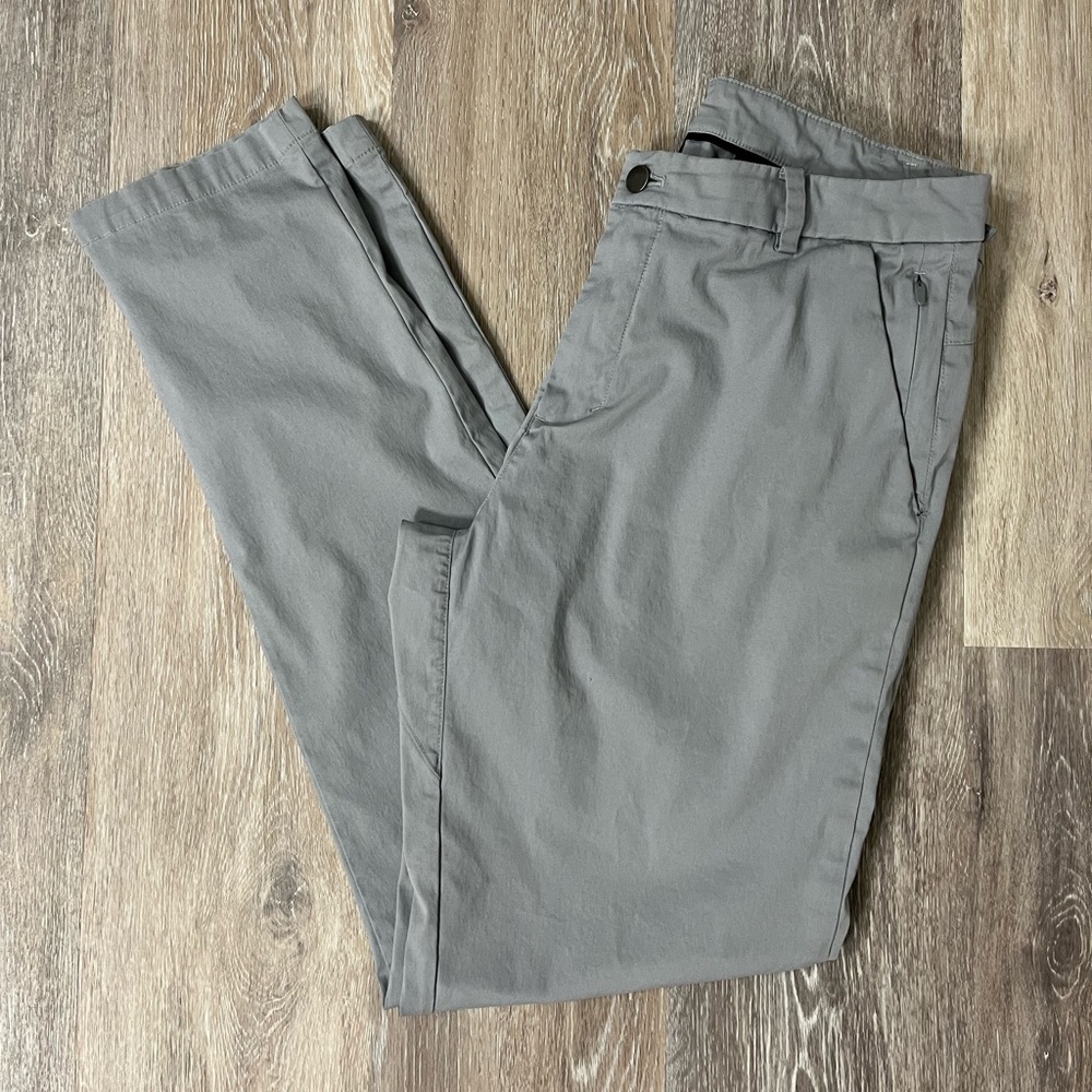 Lululemon Commission classic pants asphalt gray. Waist size 32.